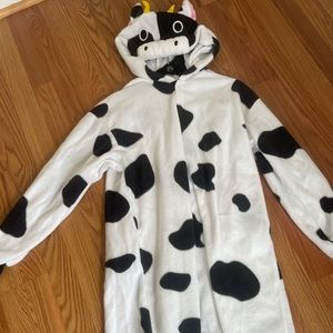 Cow onesie costume - 5’1”-5’7”
